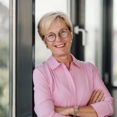 Dr. Susanne Frey